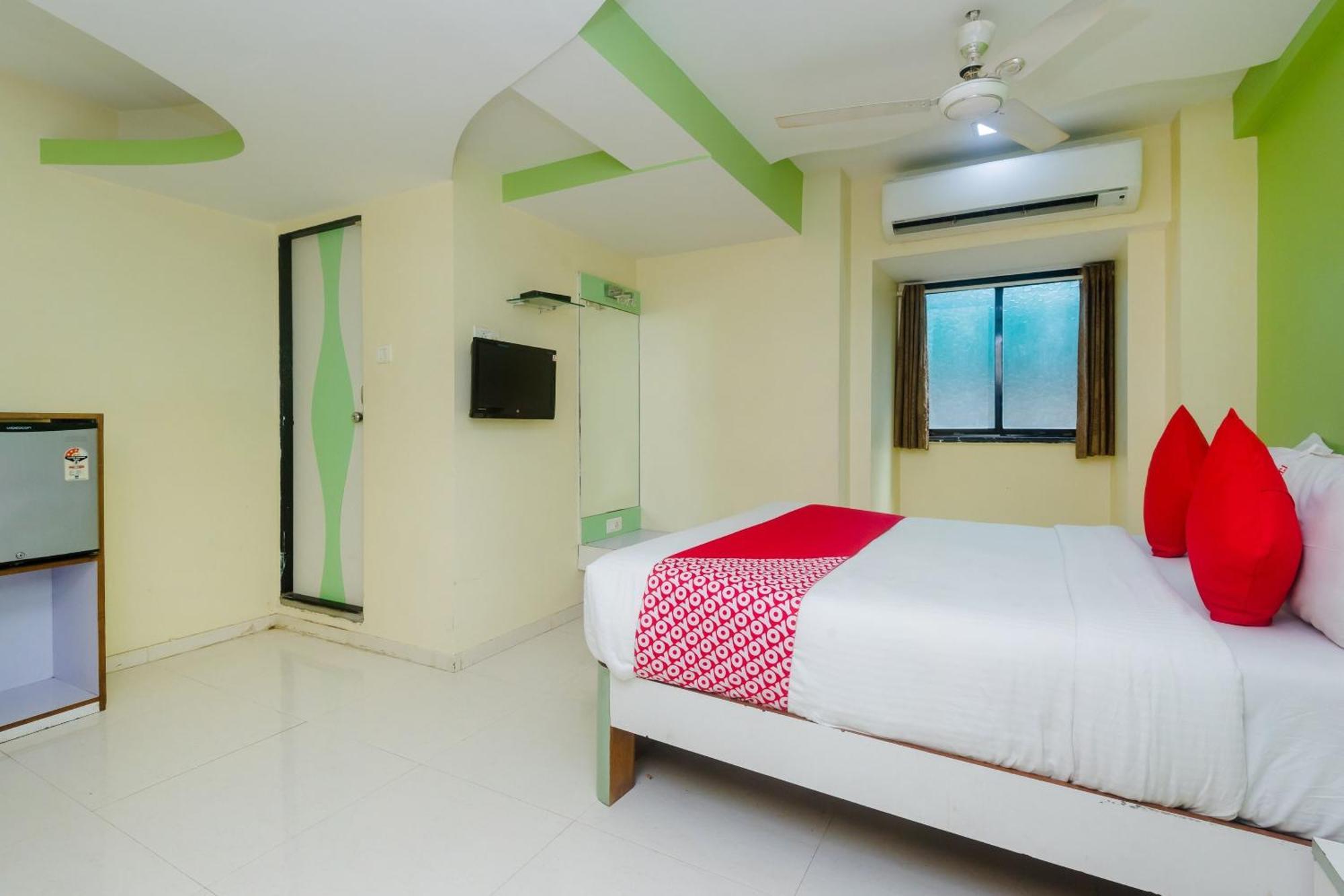 Collection O Grand Corp Inn Mumbai Exterior photo